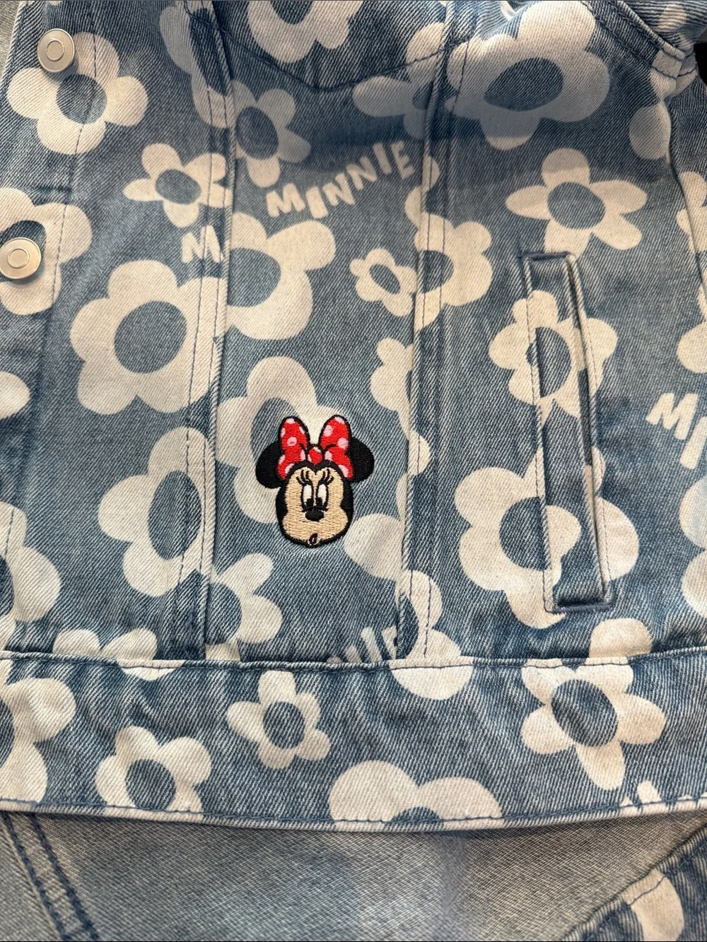 Disney Minnie Mouse Embroidered Denim Jacket | Size Medium - Picture 7 of 9